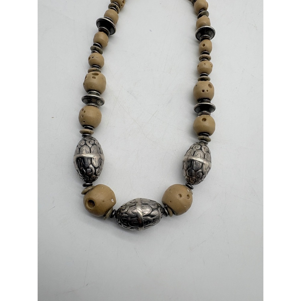 Boho Artisan Tan Carved Bead Necklace Silver Tone Ornate Metal Accents 28 Inch - Picture 11 of 11
